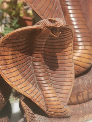 Esculturas de cobras de madera, set étnico