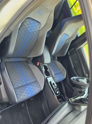 Volkswagen Golf 2025