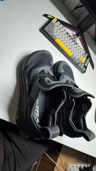 Altra Olympus 6 hombre talla 41 – Como nuevas