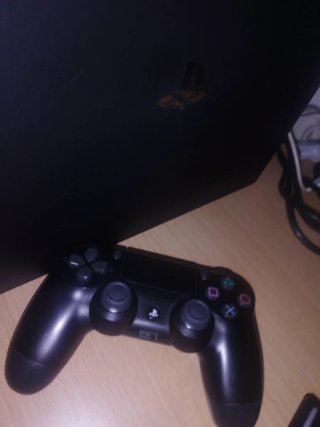 Ps4 Pro + Mando + Cables + Juegos