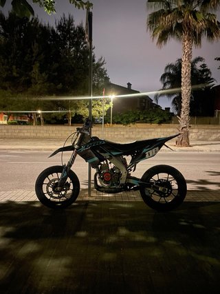 Derbi DRD PRO 50 Supermotard Negra y Azul