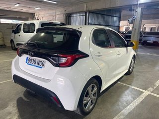 Toyota Yaris 1.5 120H Active Plus