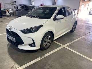 Toyota Yaris 1.5 120H Active Plus