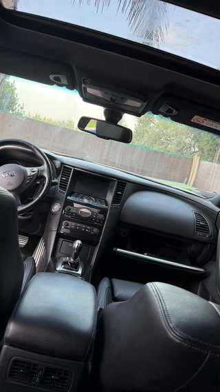 Infiniti QX70 2015