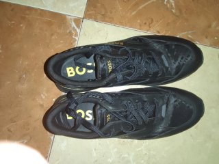 Zapatillas BOSS Negras y Doradas