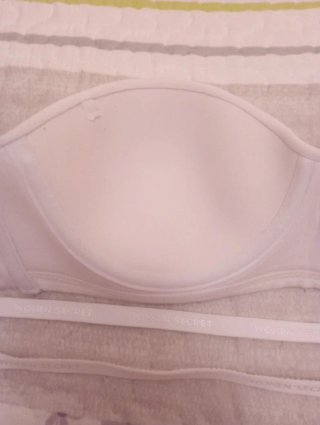 Sujetador blanco sin tirantes