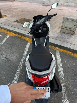 Yamaha N-Max 125
