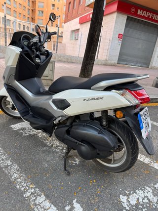 Yamaha N-Max 125