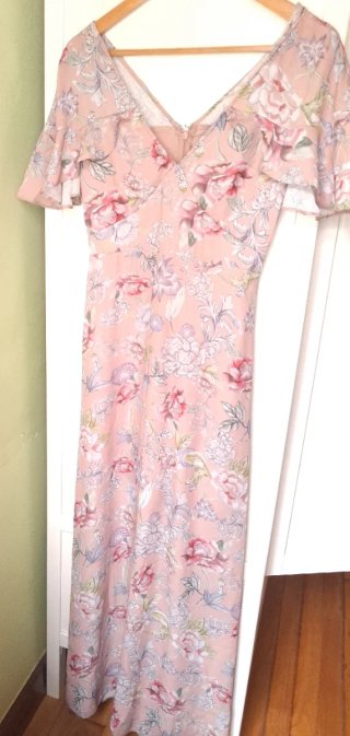 Vestido rosa largo floral de ASOS romántico