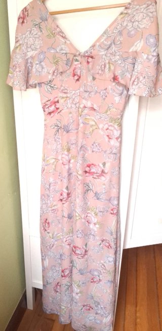 Vestido rosa largo floral de ASOS romántico
