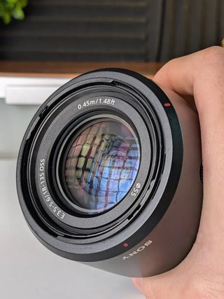 Sony 18-135mm f/3.5-5.6 OSS