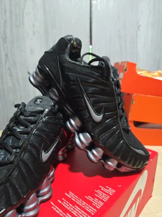 Zapatillas Nike Shox TL Negras y Plateadas