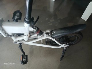 Bici Eléctrica Plegable Blanca