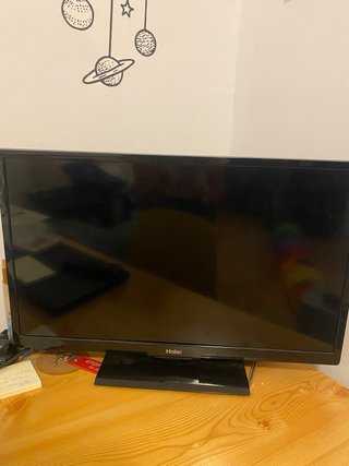 Televisor Haier Negro