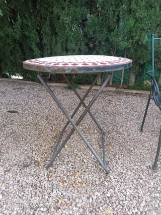 Conjunto jardín: 2 sillas y mesa