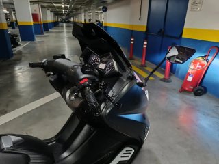 Yamaha TMAX 530 Iron Max 2016 Negra/Dorada