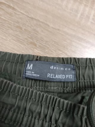 Pantalón Cargo Relaxed Fit Verde