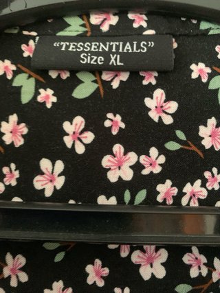 Blusa sin mangas floral talla XL