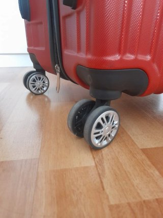 Maleta grande rígida 4 ruedas roja