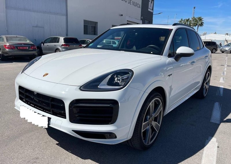 Porsche Cayenne E-Hybrid Platinum Edition 2023 - foto 1