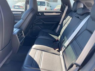Porsche Cayenne E-Hybrid Platinum Edition 2023
