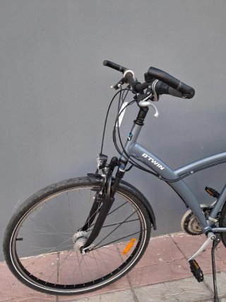 Bicicleta BTWIN gris