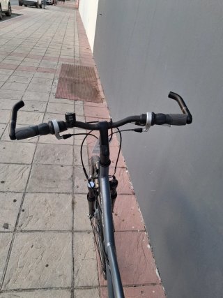 Bicicleta BTWIN gris
