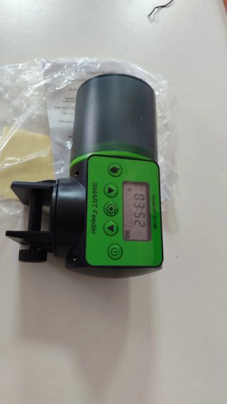 Alimentatore automatico per acquari AF-2019B