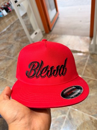 Gorra Wescol Negra con Diseño de Llamas