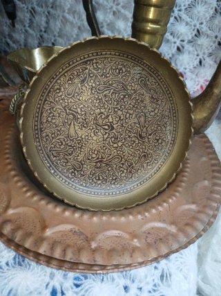 Piatti decorativi antichi