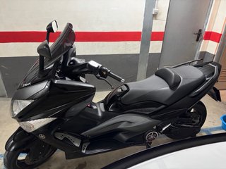 Yamaha TMAX 500 Maxi Scooter Negra