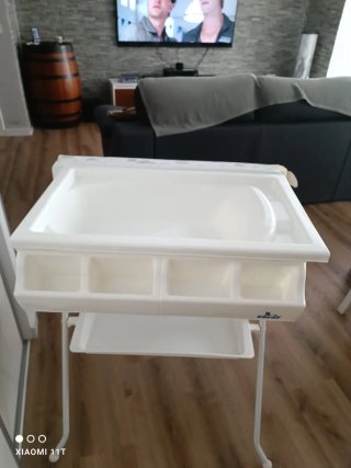 Bañera y cambiador bebé
