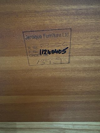 Escritorio de madera