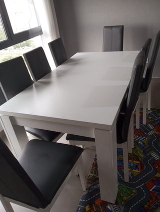 Mesa comedor con  8 sillas