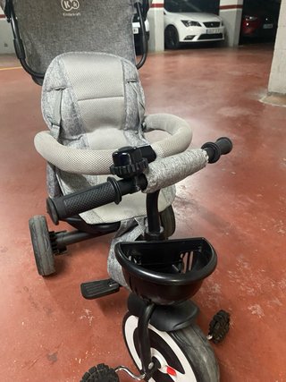 Triciclo Evolutivo Kinderkraft Gris