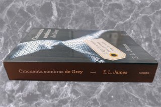 Libro " 50 Sombras de Grey"