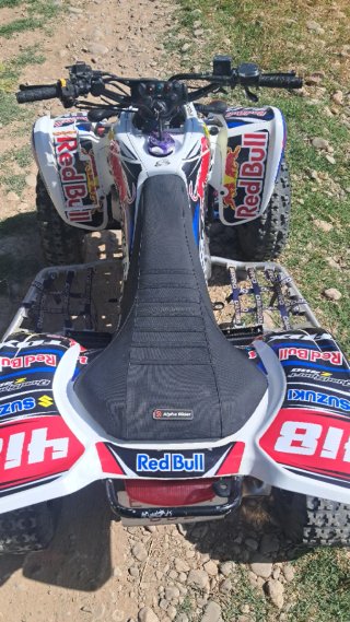 Suzuki LTZ Quad Rojo y Blanco