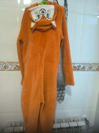 Pijama de zorro naranja talla 10 años