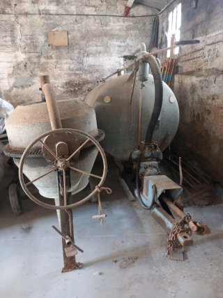 Cisterna con documentación