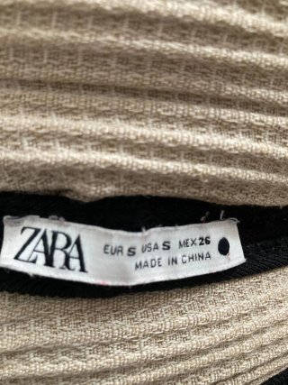 Mono negro halter
