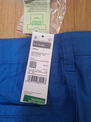 Pantalón corto azul Benetton T. 8-9