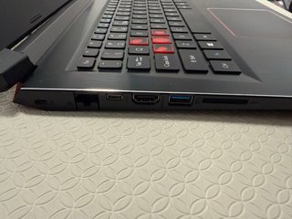 Portátil Acer Predator Helios 300 i7