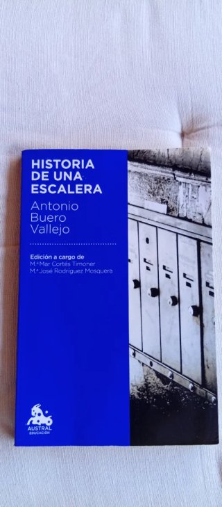 Llibre "Historia de una escalera"