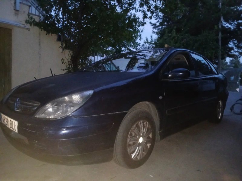 Citroen C5 1997 - foto 1