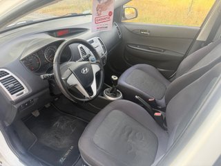 Hyundai i20 2010 PEGATINA C UNICO DUEÑO 80€/MES