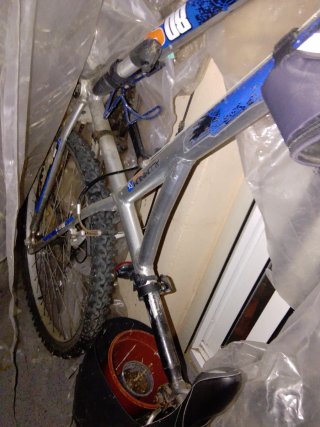 Bicicleta con muchos extras ocasión