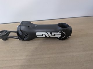 Avanço ENVE Carbono 110mm c/ Garmin Mount