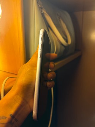 iPhone 11 Viola
