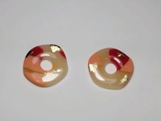 Pendientes artesanales de arcilla polimérica
