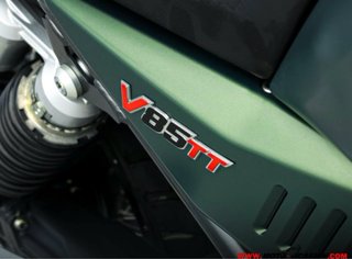 Moto Guzzi V85TT 2022. ¡Como nueva!